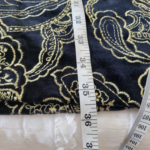 Calvin Klein Black Velvet and Gold Paisley Embroidered Dress Gold Zip 8 NWT - Picture 16 of 16